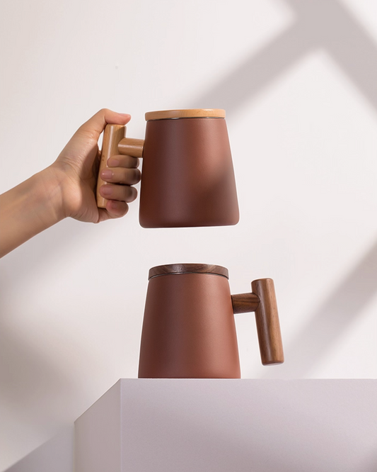 Purple clay mugs with wooden handle and lid