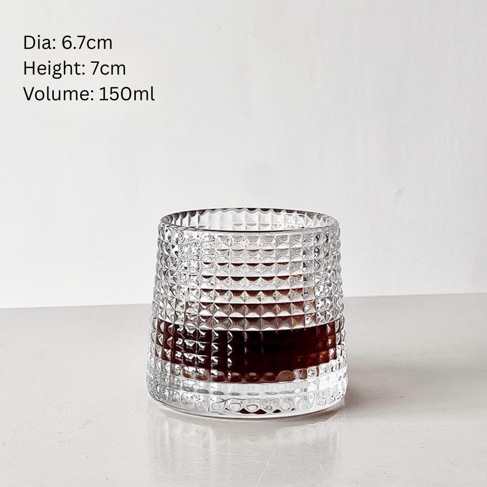 Simple Palette Drinking Glass – Grid, side angle view with diamond texture