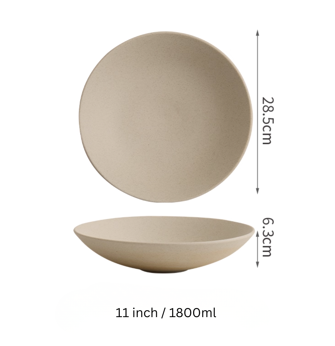 Simple Palette Deep Plate – Clay Series, top view, 22cm wide ceramic plate