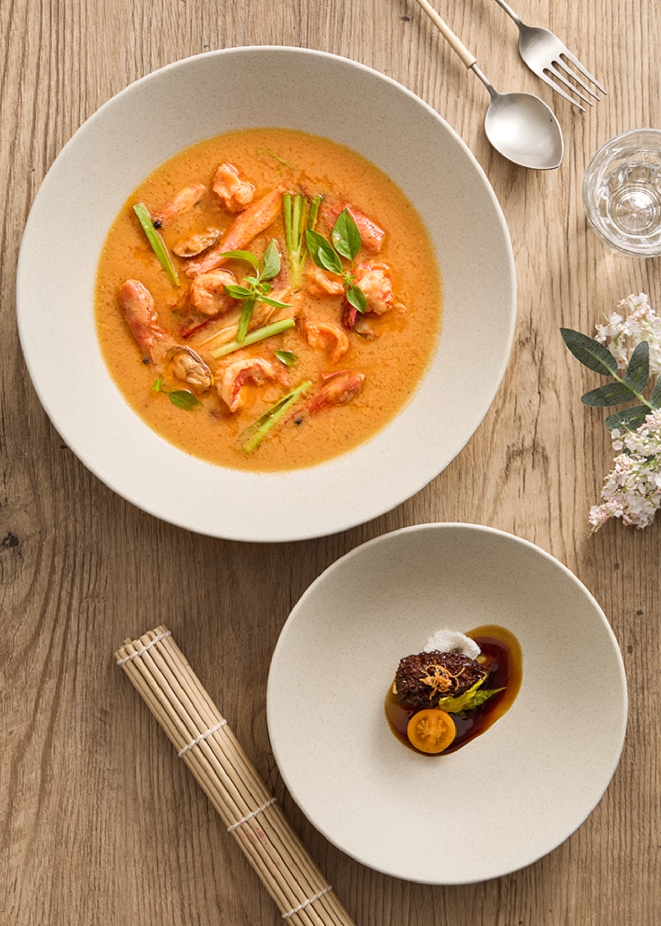 Simple Palette Deep Plate – Clay Series filled with food, styled setting