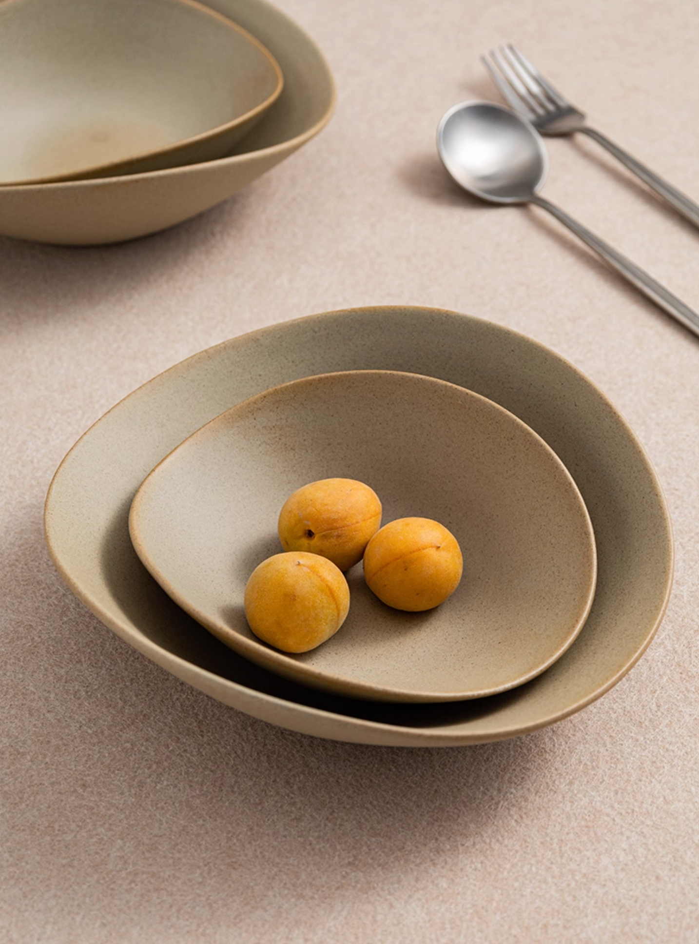 Deep Plate -Clay Series (Tan, Organic Shape)