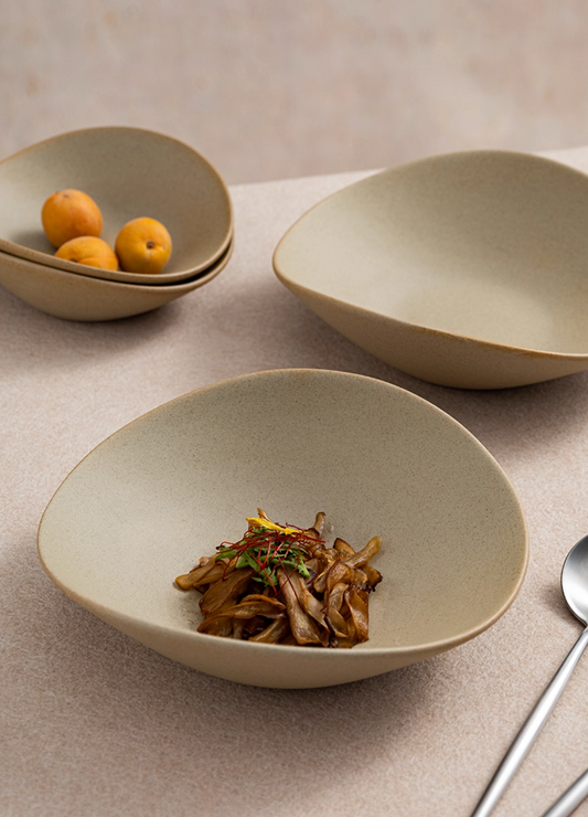 Deep Plate -Clay Series (Tan, Organic Shape)