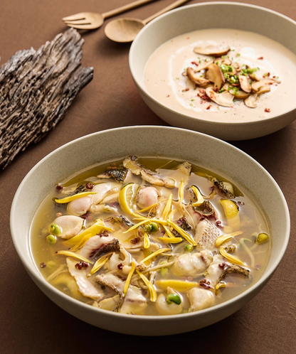 Glaze and natural speckle detail on Simple Palette XL Bowl – Clay Series