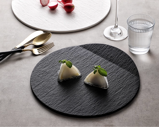 Flat ceramic dessert plate for professional food presentation